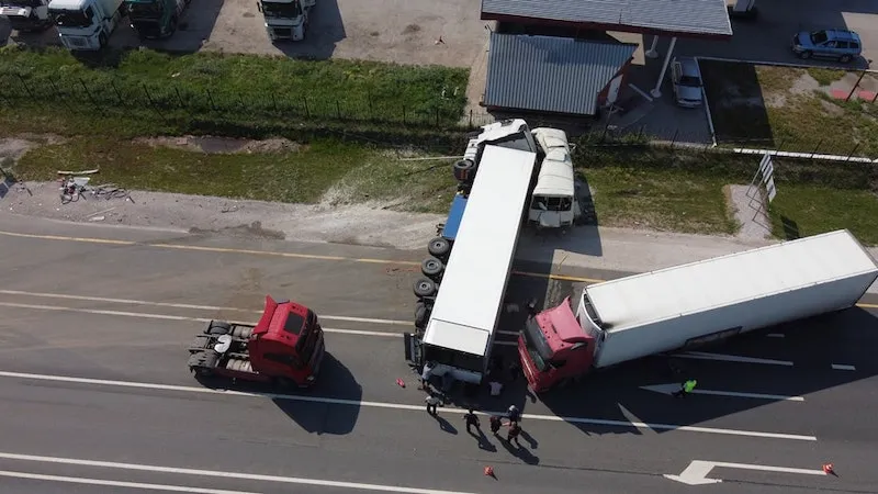 What to Do When Hit by a Semi-Truck or Commercial Vehicle in Georgia