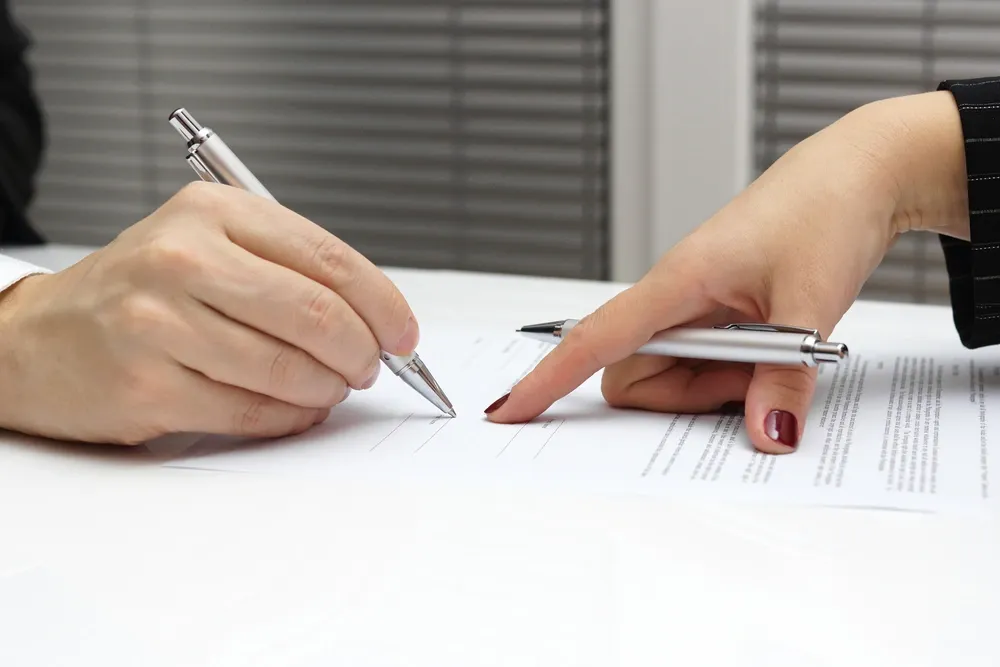 How Can an Accident Lawyer Help Maximize Your Settlement?