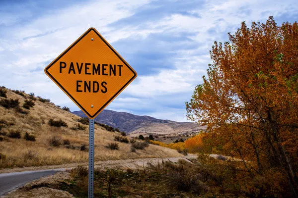 Canva_-_Pavement_Ends_Road_Signa