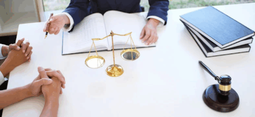 What Does a Car Accident Lawyer Do?